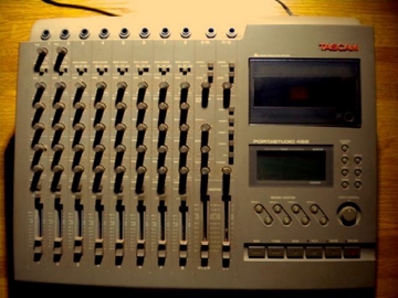 TASCAM PORTASTUDIO 488